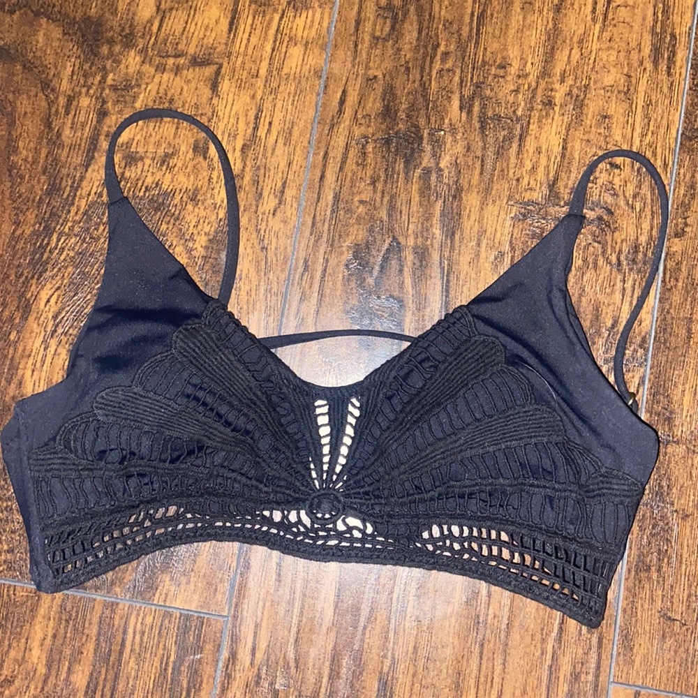 BECCA Swimsuit Bikini Top